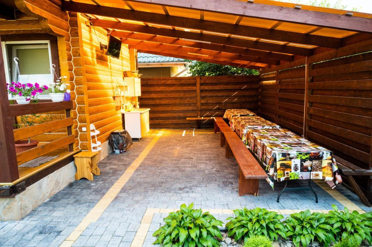 Rybatska 7 Hotel Chernomorsk Exterior foto